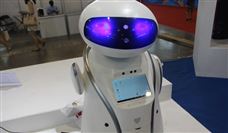 《流浪地球2》机器人技术盘点：从机器狗到外骨骼的未来科技解析